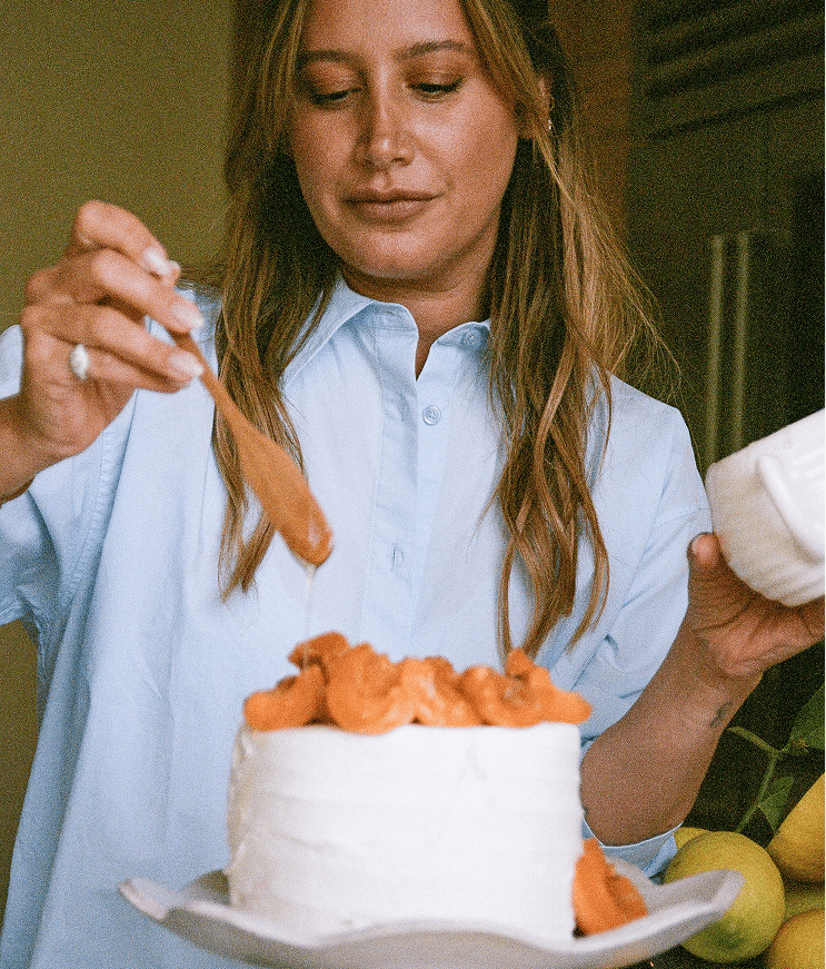 How to Make a Grocery Store Cake Look Like it Was Custom-Baked