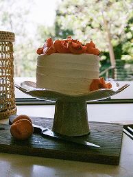 How to Make a Grocery Store Cake Look Like it Was Custom-Baked